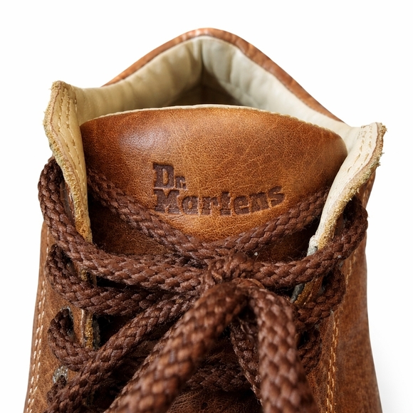 Dr. Martens 11525 Men’s Brown Leather Chukka Boots Size 11 Lug Sole - Picture 2 of 13